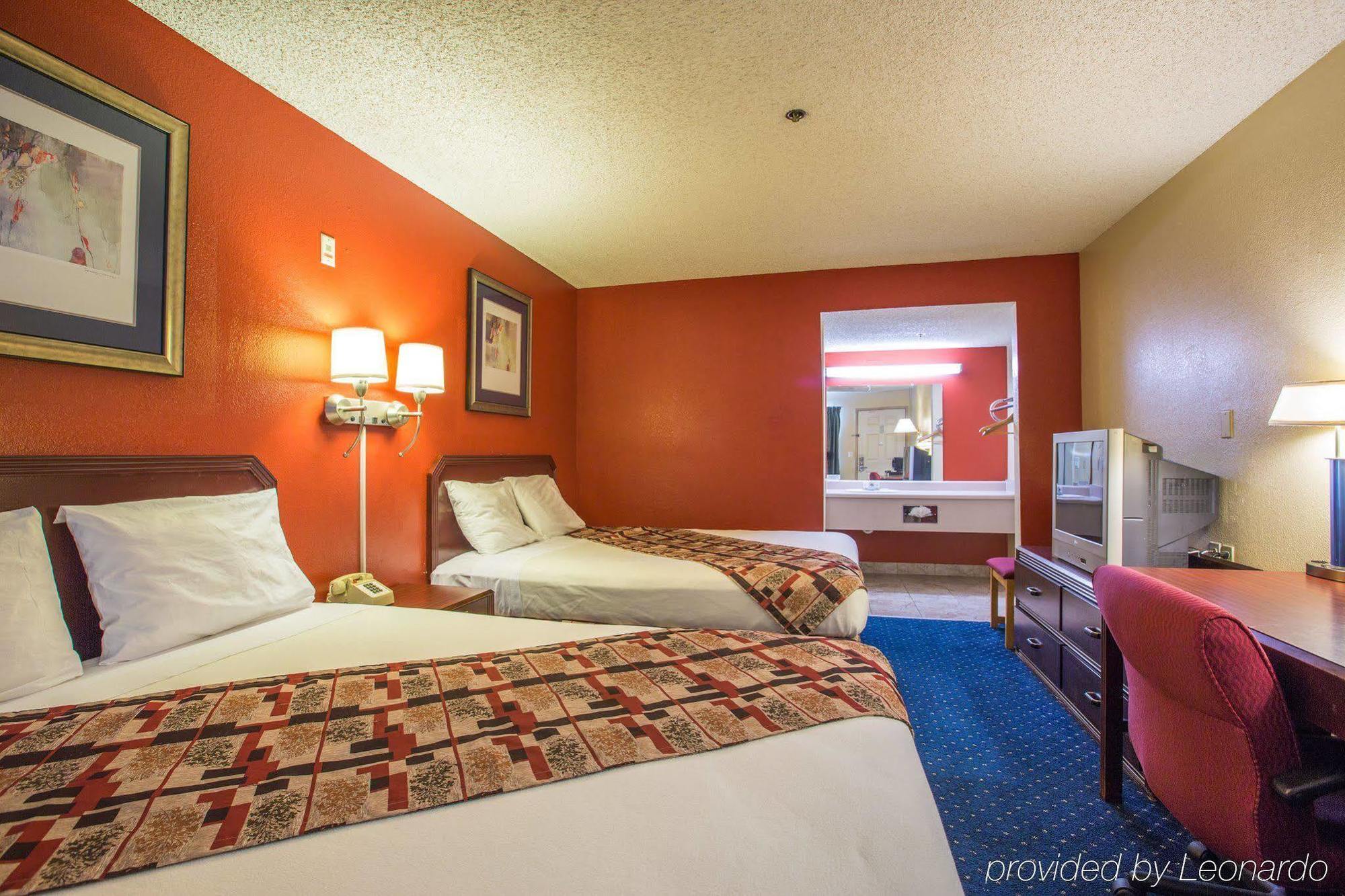 University Inn Fresno Exterior foto