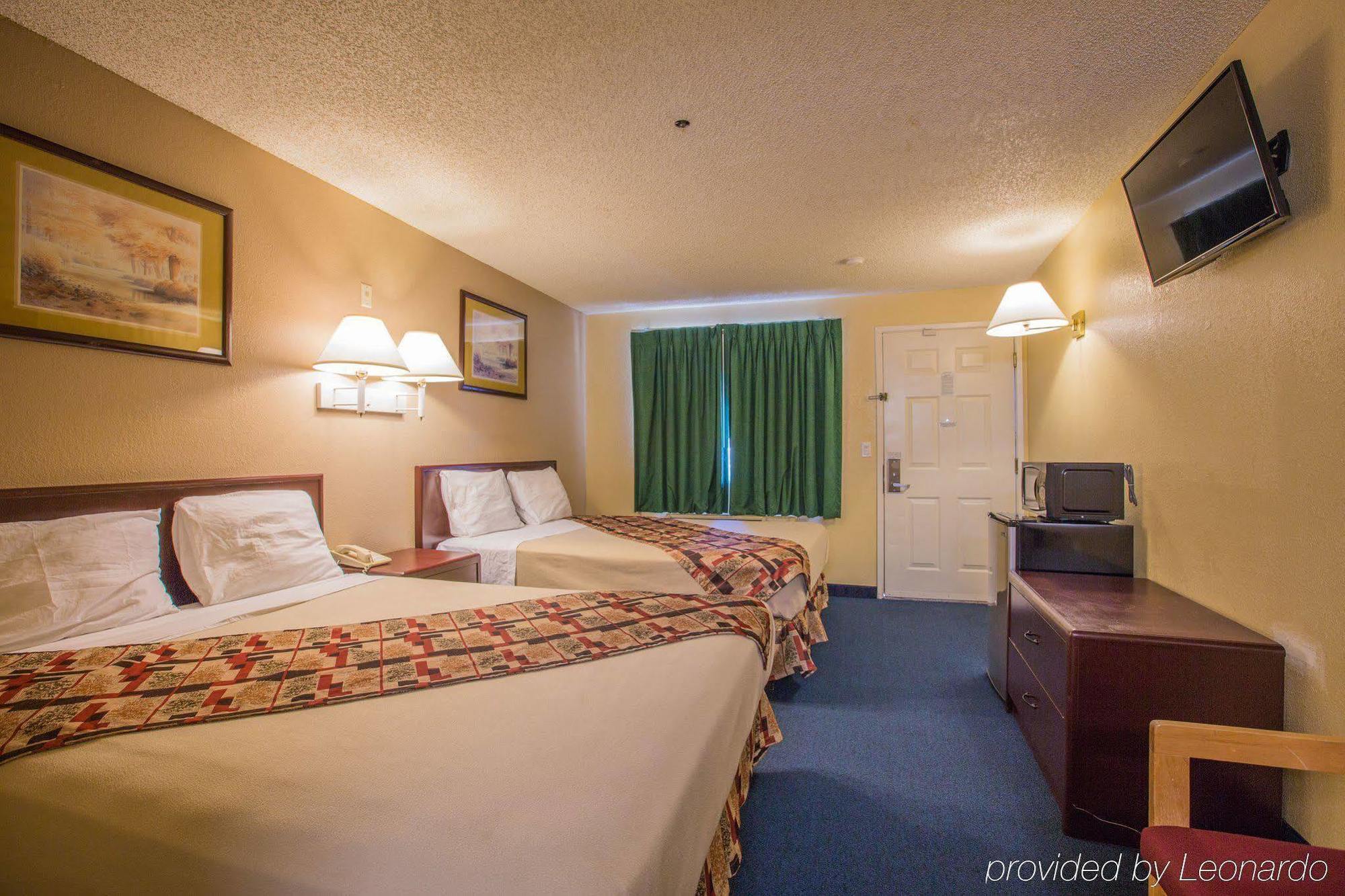 University Inn Fresno Exterior foto